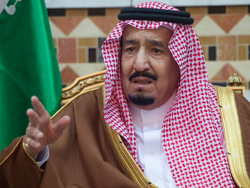 اضغط لمشاهدة الفيديو: الملك سلمان تدمع عينه وهو يتذكر رحلة توحيد البلاد